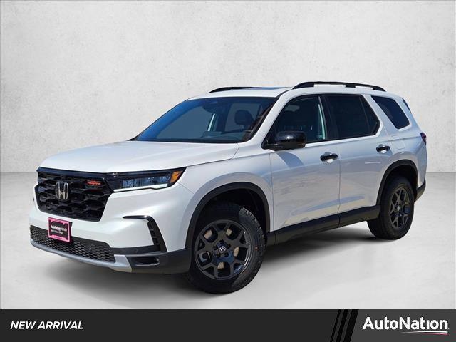 new 2025 Honda Pilot car, priced at $51,350