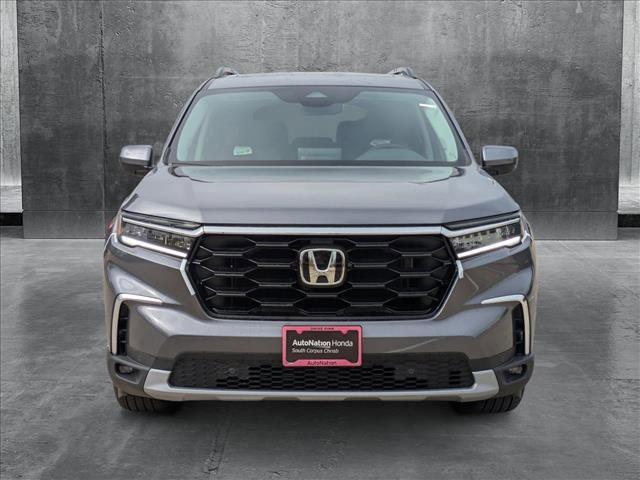 new 2025 Honda Pilot car, priced at $48,895