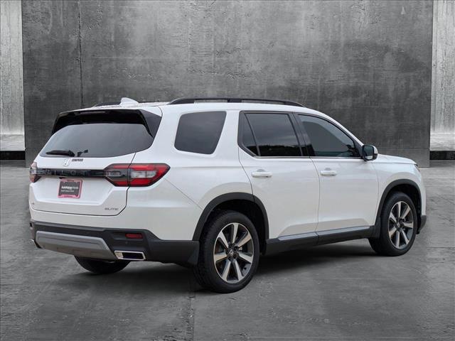 new 2025 Honda Pilot car, priced at $54,985