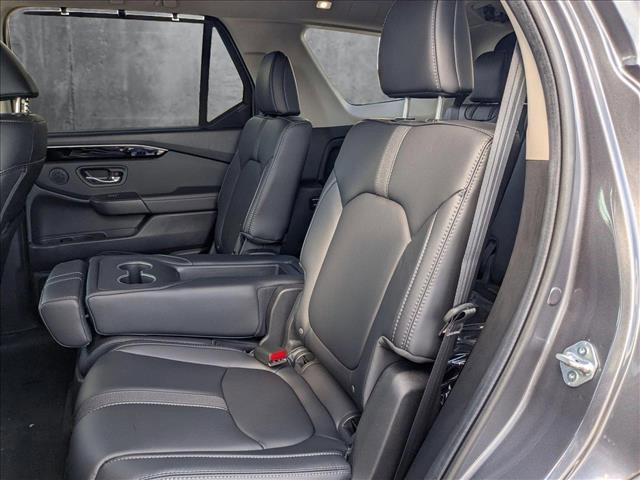 new 2025 Honda Pilot car, priced at $43,995