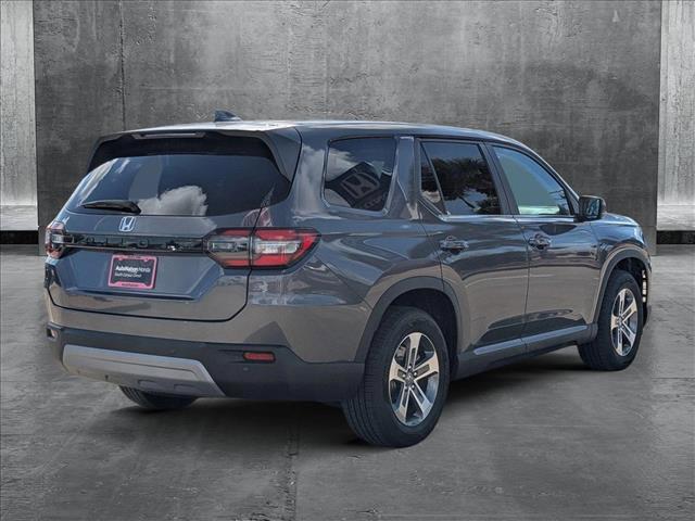 new 2025 Honda Pilot car, priced at $43,995