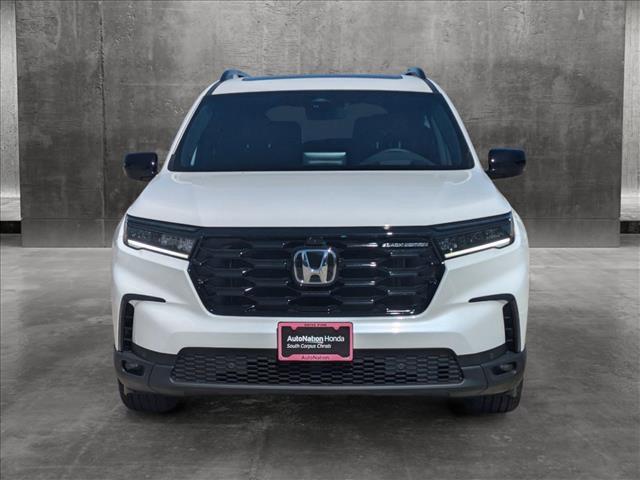 new 2025 Honda Pilot car, priced at $55,995