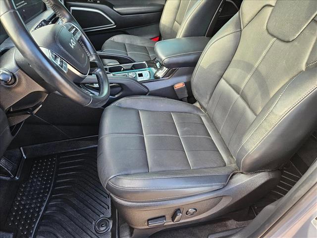 used 2023 Kia Telluride car, priced at $35,495