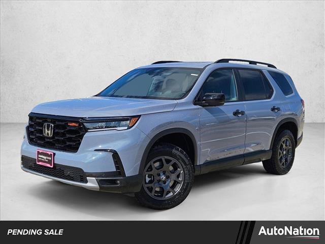 new 2025 Honda Pilot car, priced at $51,830