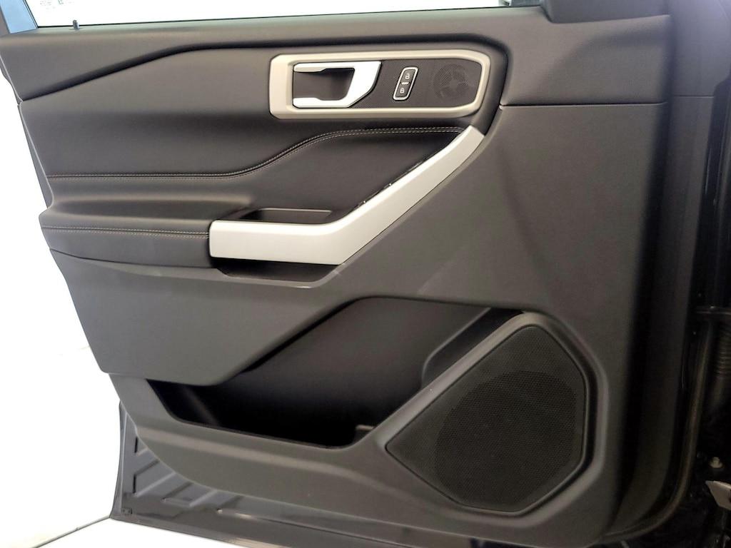 used 2022 Ford Explorer car, priced at $29,998