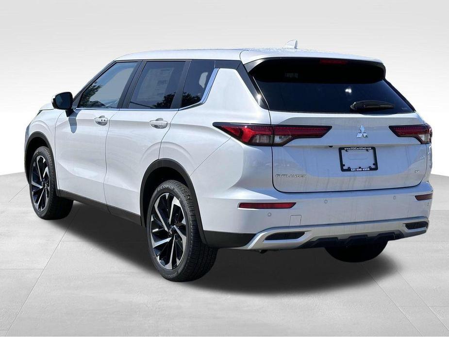 new 2024 Mitsubishi Outlander car, priced at $31,115