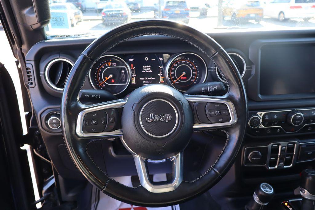 used 2022 Jeep Gladiator car, priced at $29,697