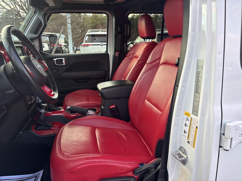 used 2019 Jeep Wrangler Unlimited car, priced at $23,319