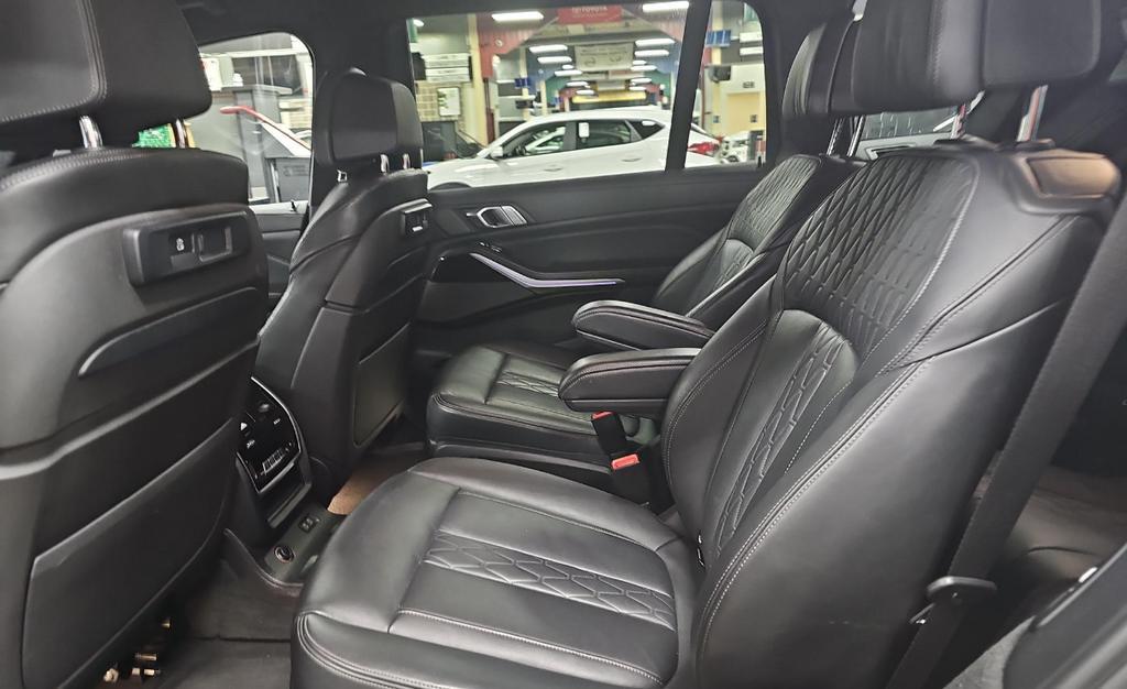 used 2020 BMW X7 car, priced at $36,555