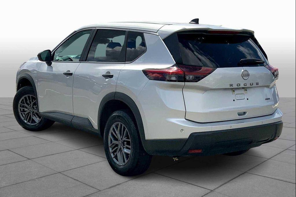 used 2024 Nissan Rogue car, priced at $20,997