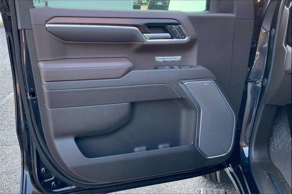 new 2026 GMC Sierra 1500 car, priced at $79,175