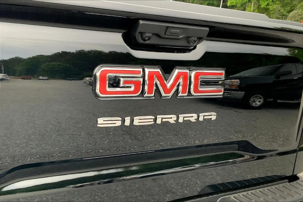 new 2024 GMC Sierra 1500 car, priced at $34,005