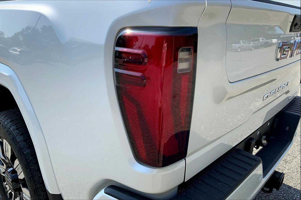 new 2025 GMC Sierra 2500 car, priced at $92,474