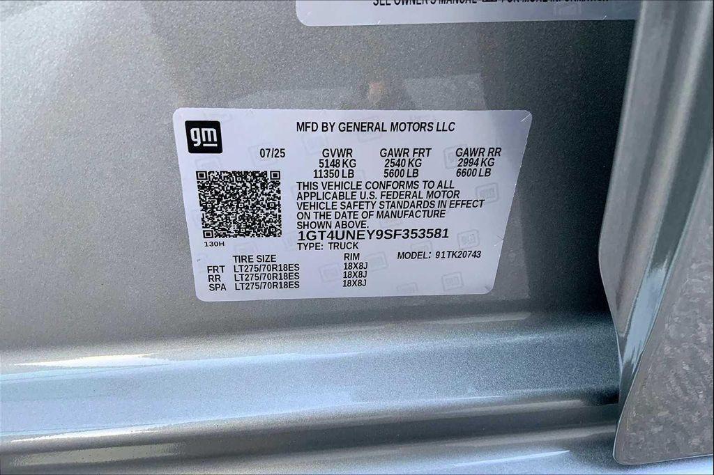 new 2025 GMC Sierra 2500 car, priced at $83,320