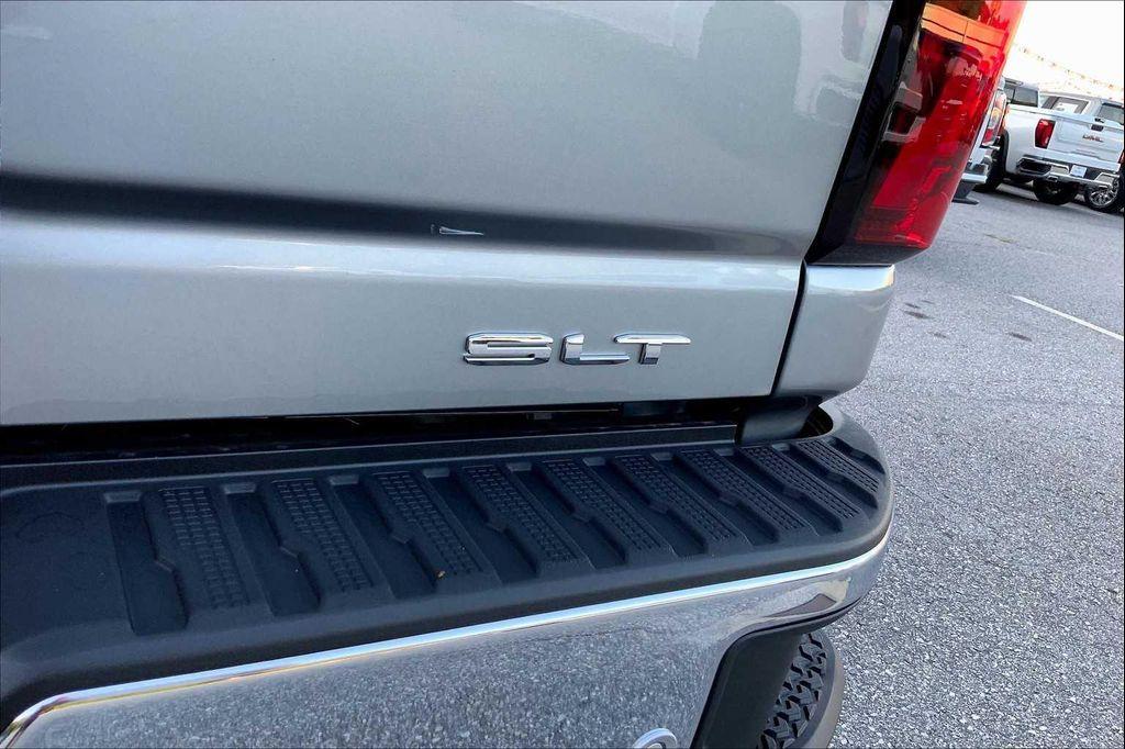 new 2025 GMC Sierra 2500 car, priced at $83,320