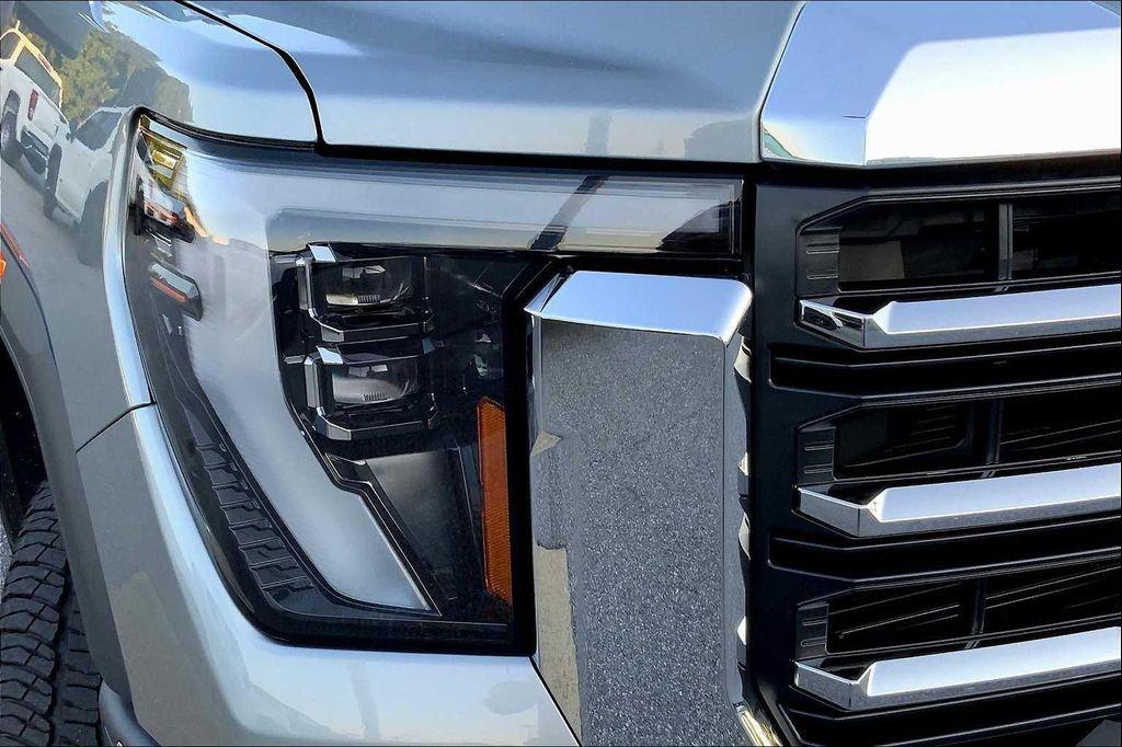 new 2025 GMC Sierra 2500 car, priced at $83,320