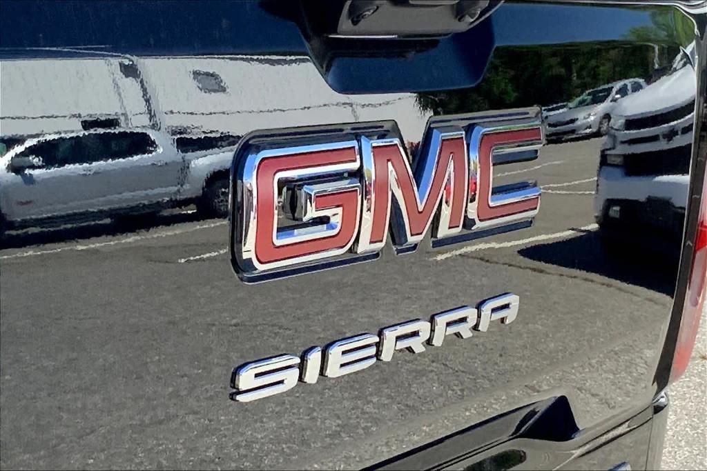 new 2024 GMC Sierra 1500 car, priced at $50,220