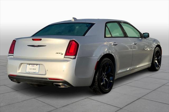 used 2023 Chrysler 300 car, priced at $25,991