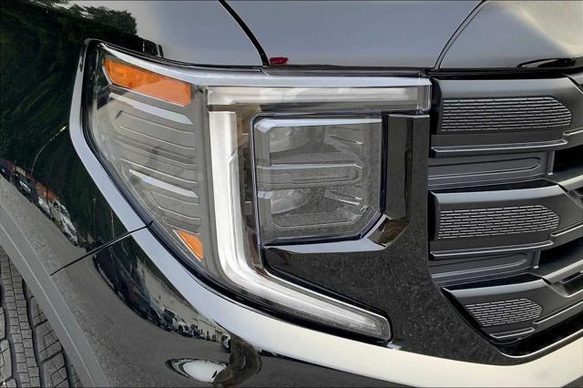 new 2025 GMC Sierra 1500 car, priced at $52,954
