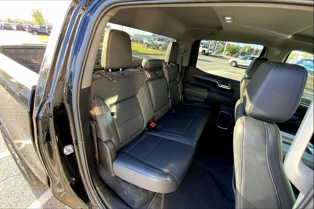 used 2025 GMC Sierra 1500 car, priced at $41,497