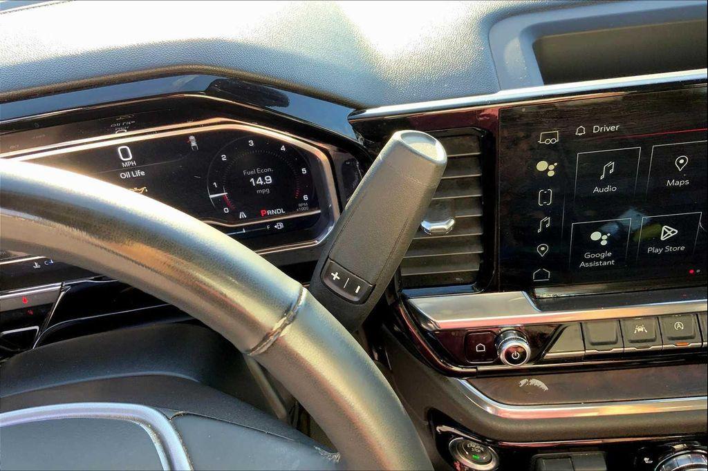 used 2025 GMC Sierra 1500 car, priced at $41,497