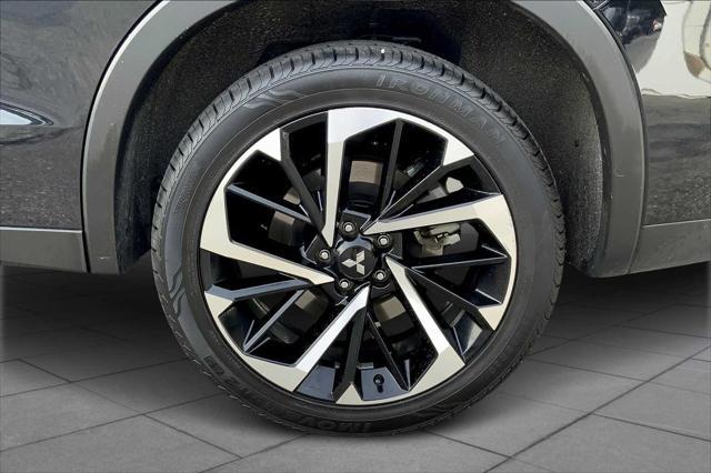 used 2024 Mitsubishi Outlander car, priced at $25,619