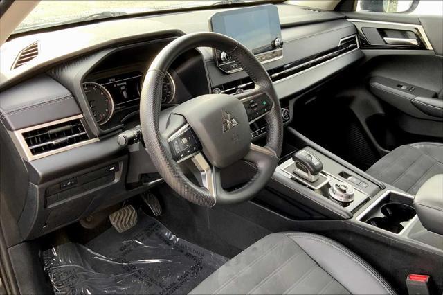 used 2024 Mitsubishi Outlander car, priced at $25,619