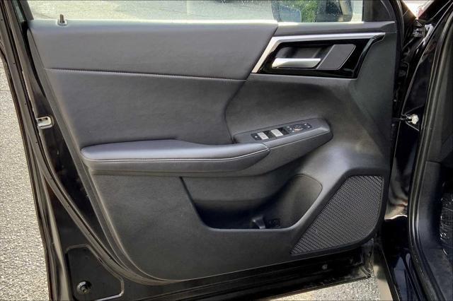 used 2024 Mitsubishi Outlander car, priced at $25,619