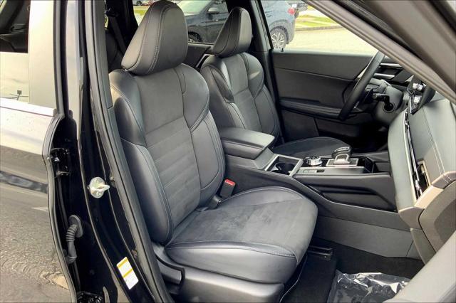used 2024 Mitsubishi Outlander car, priced at $25,619