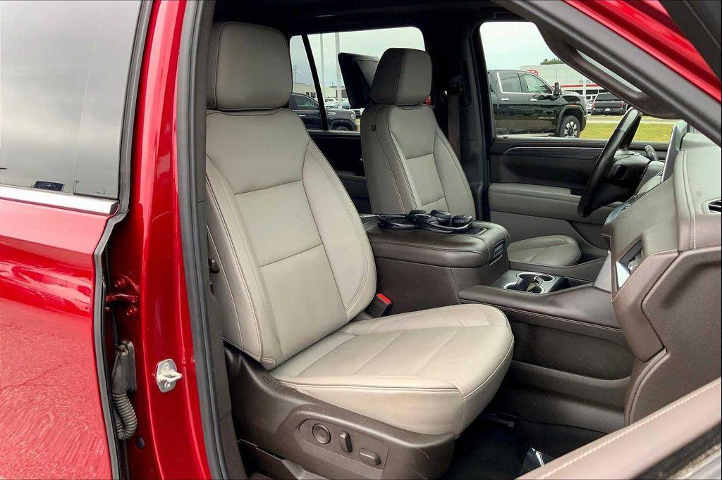 used 2021 GMC Yukon car, priced at $36,997
