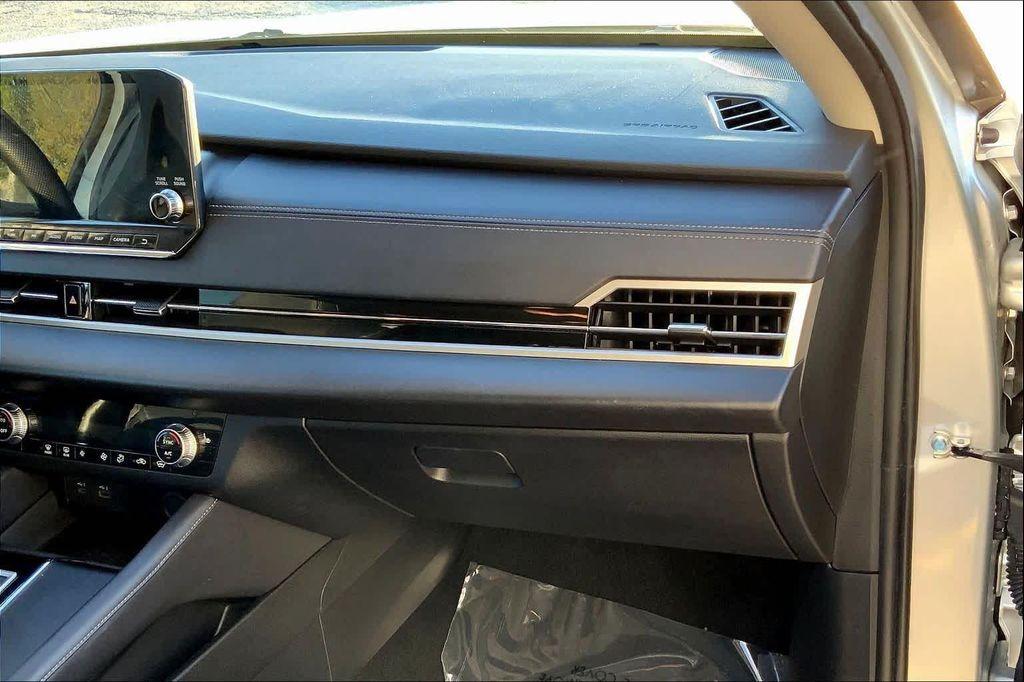 used 2023 Mitsubishi Outlander car, priced at $21,297