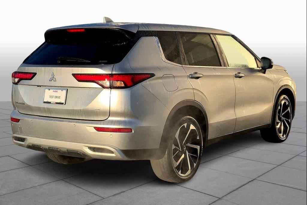 used 2023 Mitsubishi Outlander car, priced at $21,297