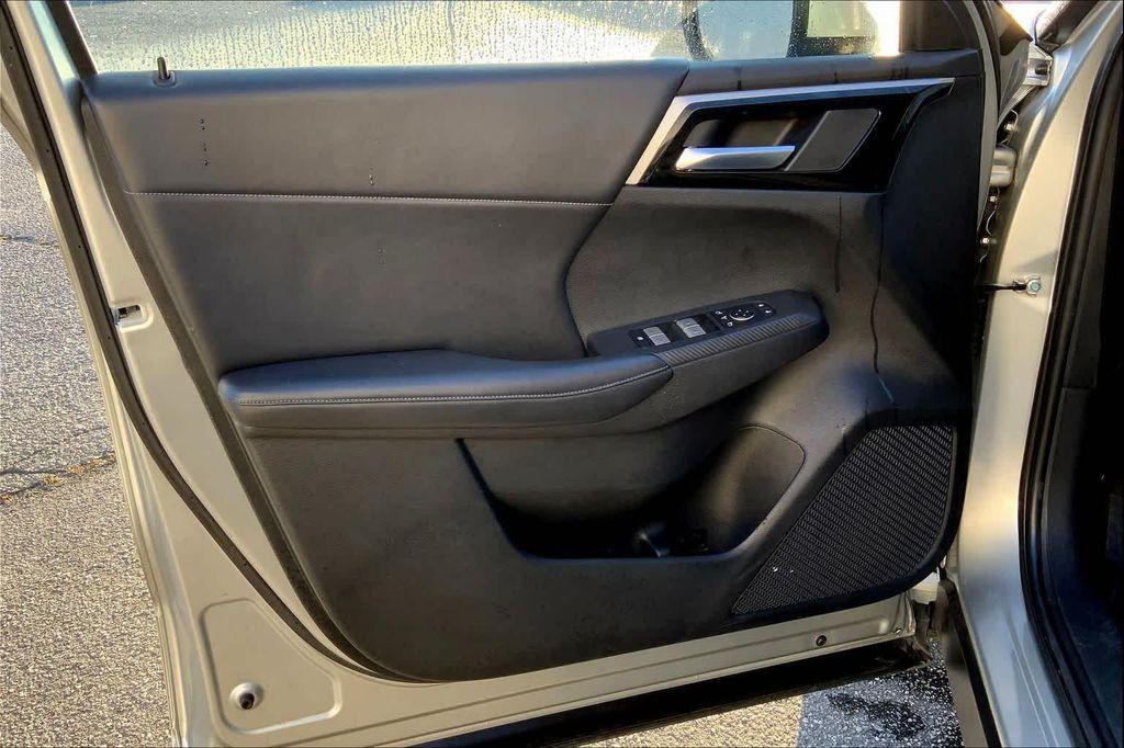 used 2023 Mitsubishi Outlander car, priced at $21,297