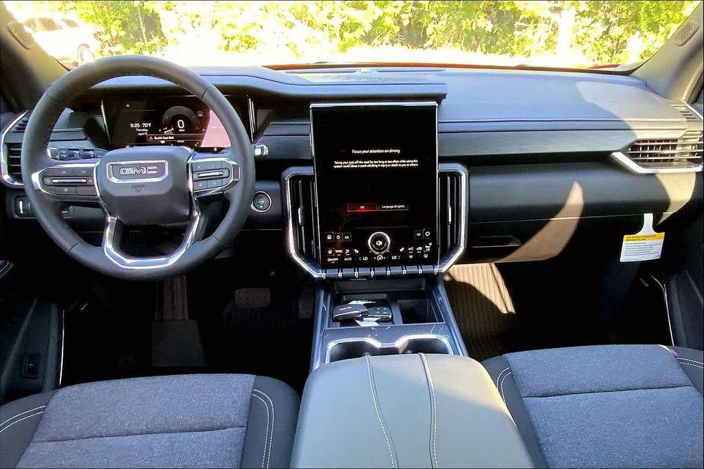 new 2025 GMC Acadia car, priced at $45,290