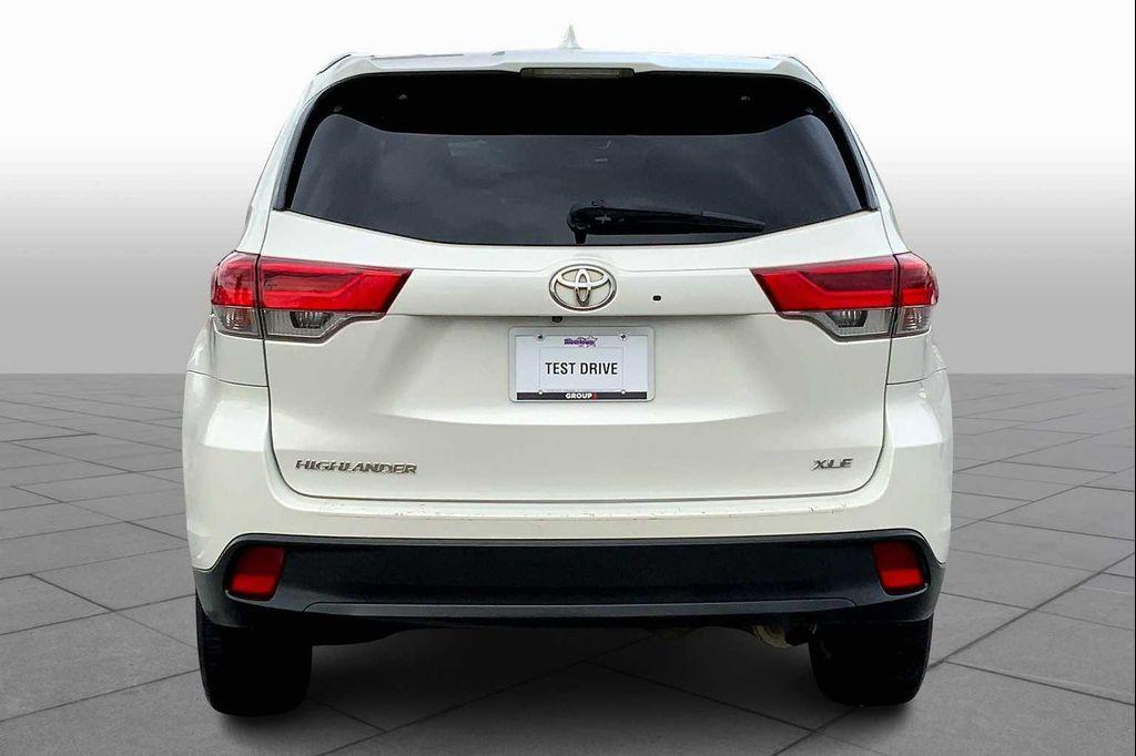 used 2018 Toyota Highlander car, priced at $18,997