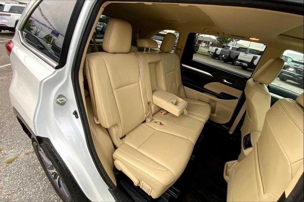 used 2018 Toyota Highlander car, priced at $18,997