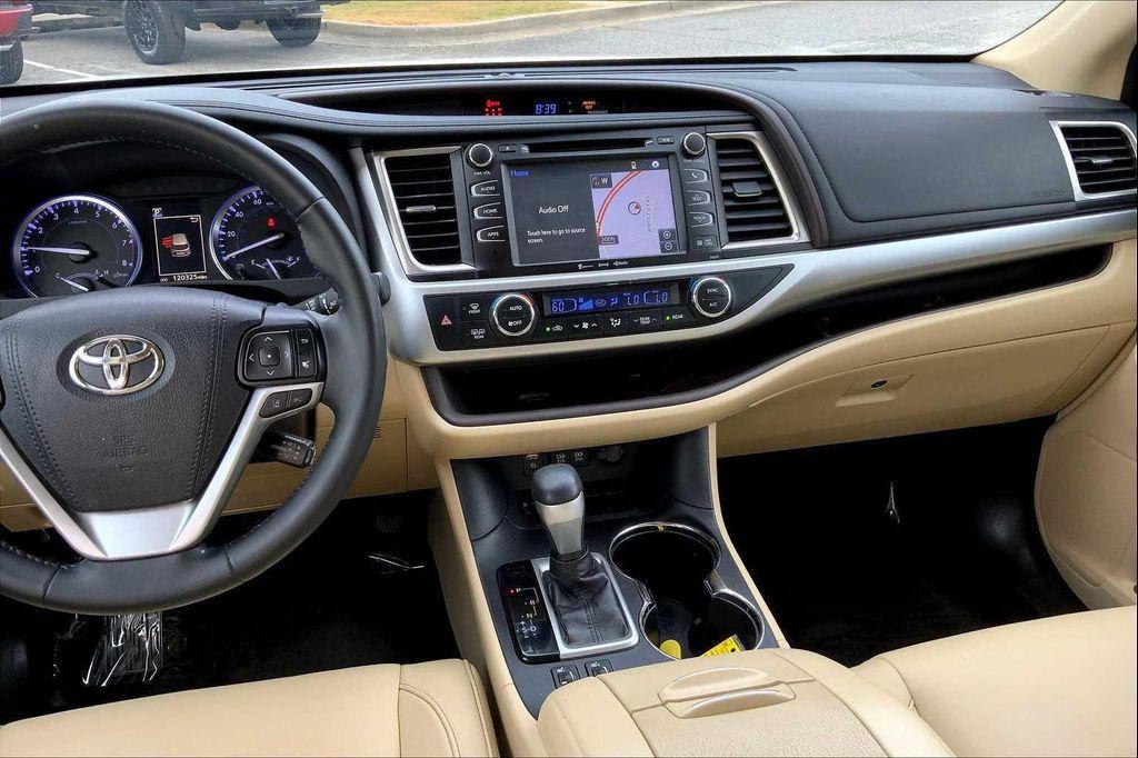 used 2018 Toyota Highlander car, priced at $18,997
