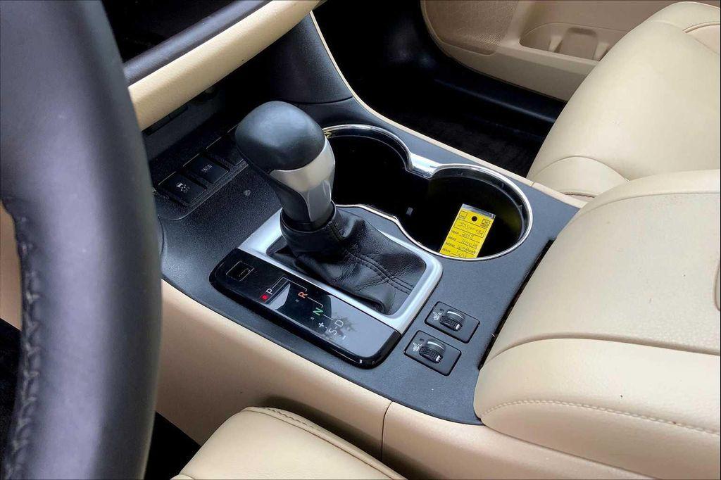 used 2018 Toyota Highlander car, priced at $18,997