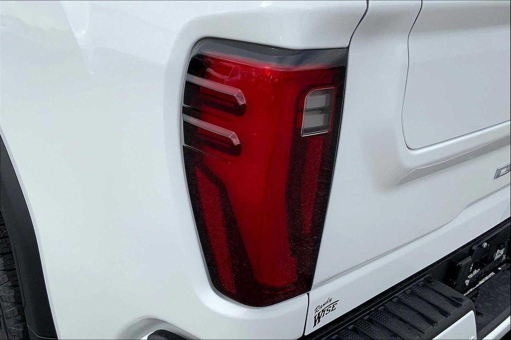 new 2025 GMC Sierra 2500 car, priced at $88,300