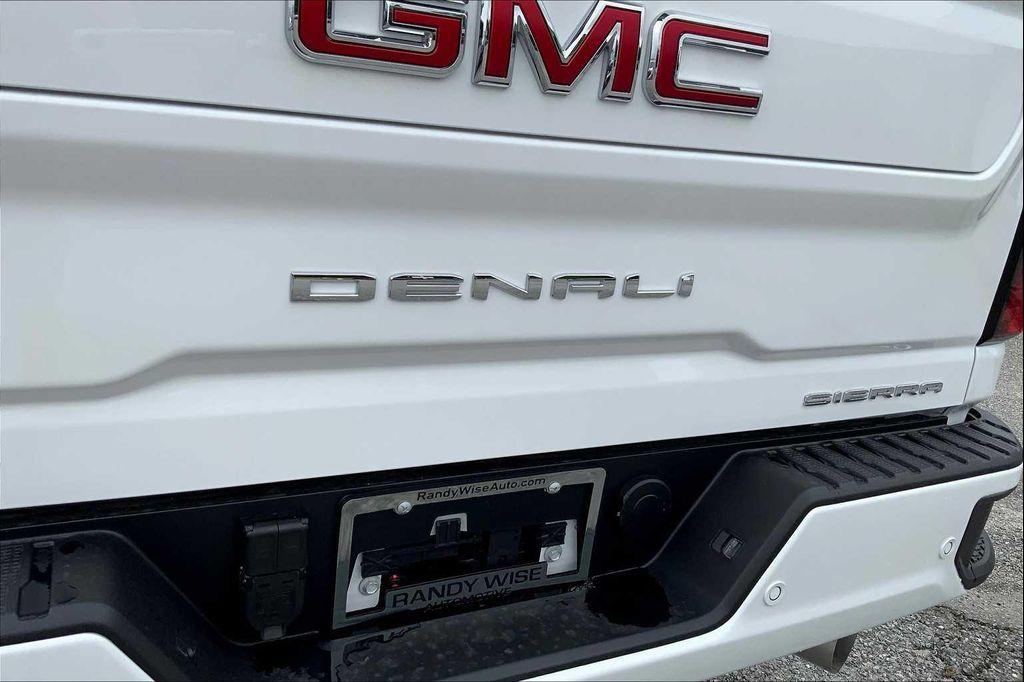 new 2025 GMC Sierra 2500 car, priced at $88,300