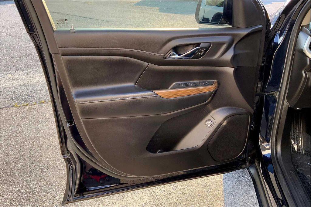 used 2021 GMC Acadia car, priced at $17,397