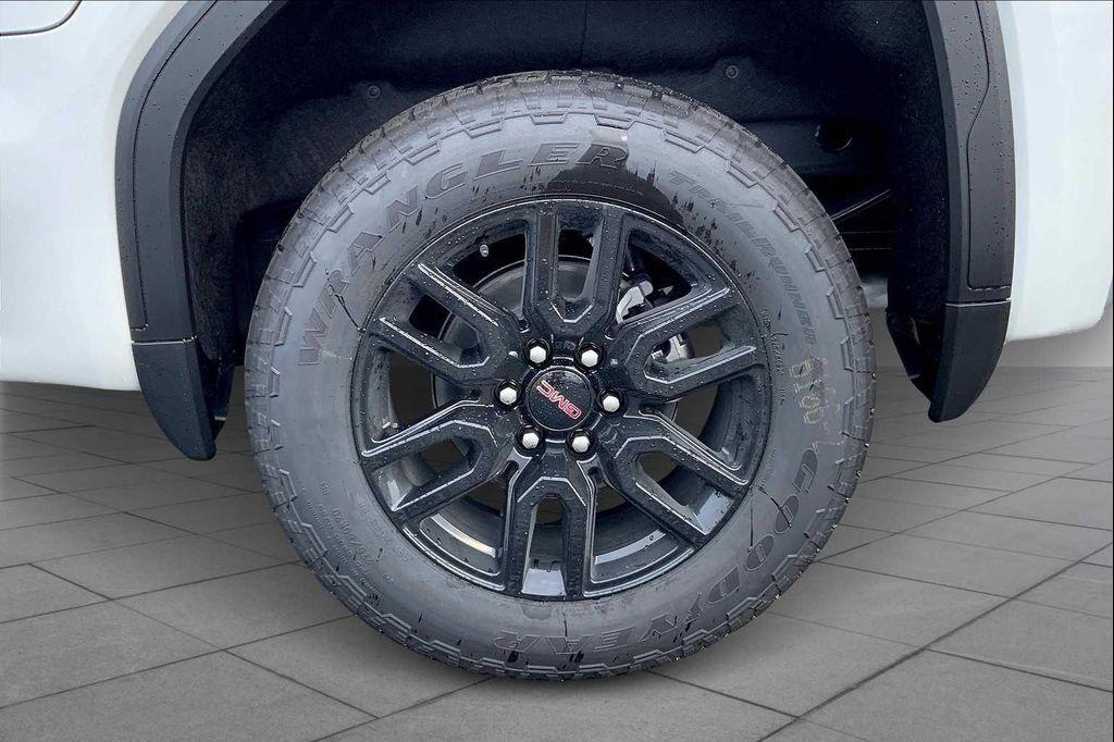 new 2026 GMC Sierra 1500 car, priced at $64,640