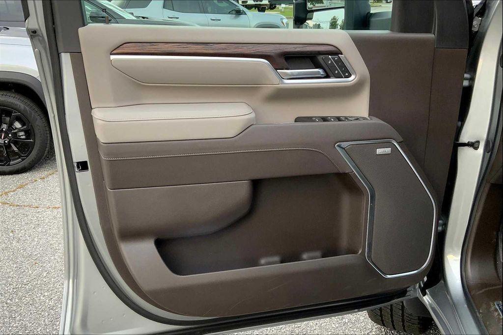 new 2025 GMC Sierra 2500 car, priced at $83,794