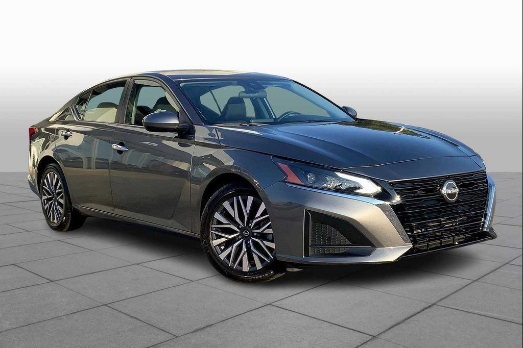 used 2023 Nissan Altima car, priced at $19,991