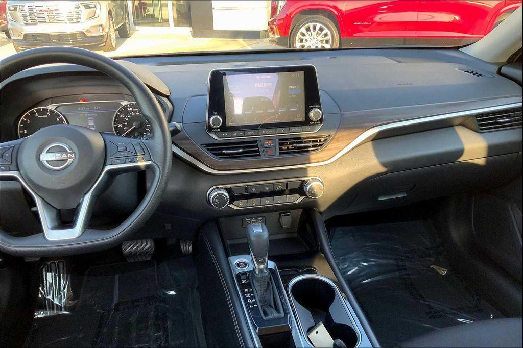 used 2023 Nissan Altima car, priced at $19,991