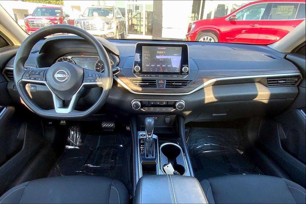 used 2023 Nissan Altima car, priced at $19,991