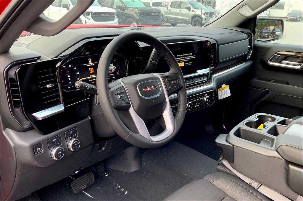 new 2025 GMC Sierra 1500 car, priced at $58,285