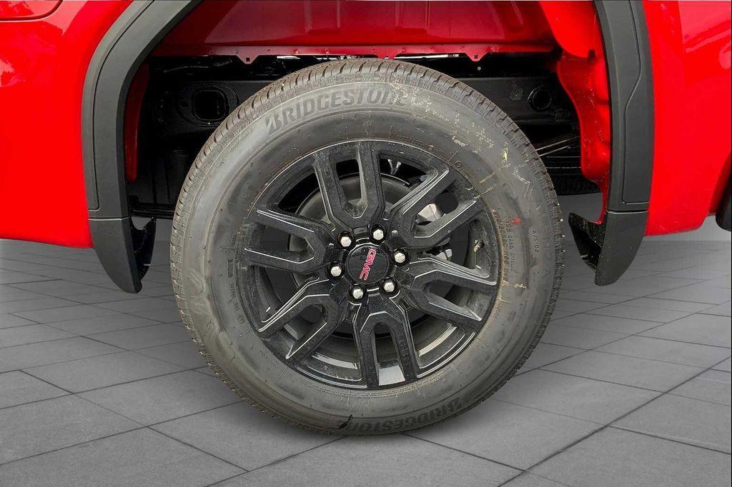 new 2025 GMC Sierra 1500 car, priced at $58,285