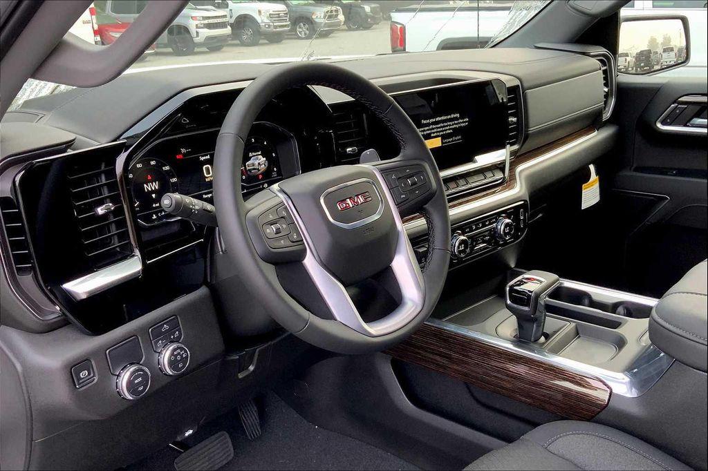 new 2025 GMC Sierra 1500 car, priced at $58,390