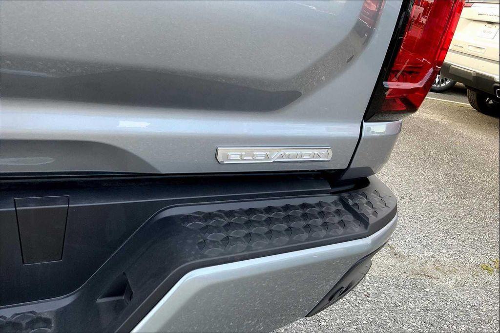 new 2025 GMC Canyon car, priced at $48,095